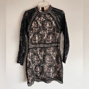 Women’s Lace Long Sleeve Dress